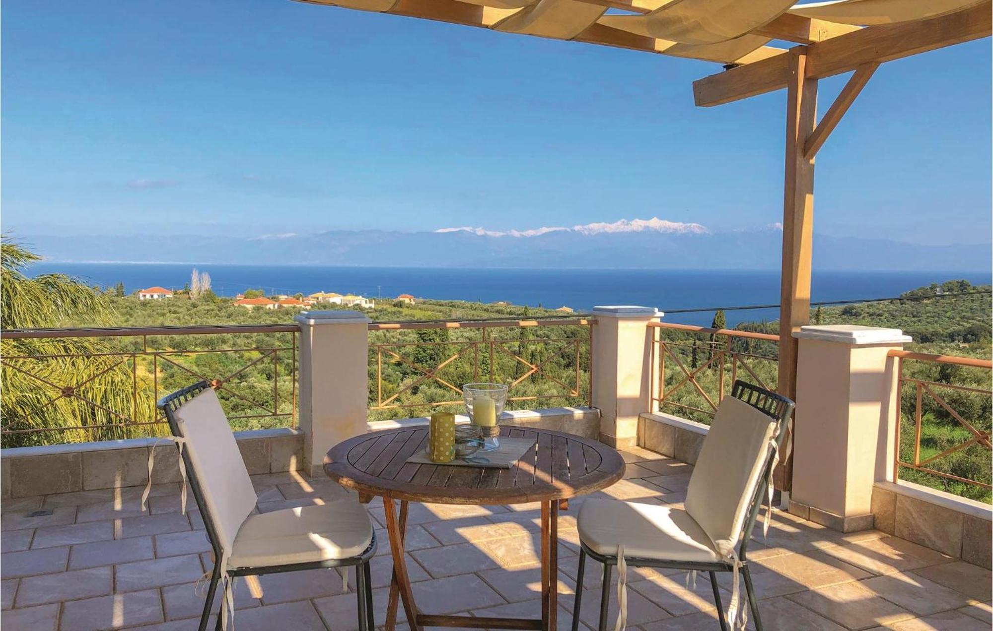 Amazing Home In Koroni With Wifi Ngoại thất bức ảnh