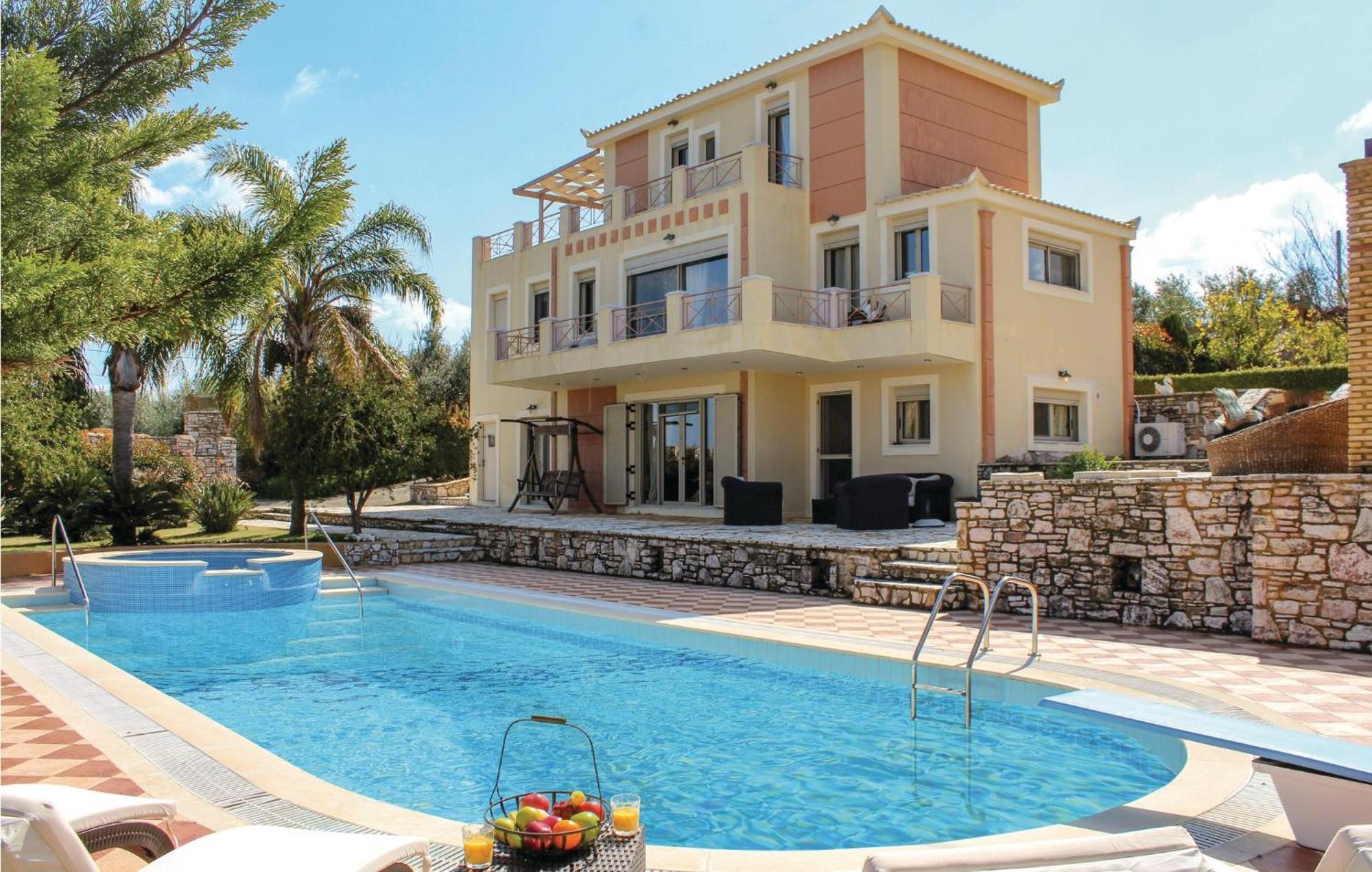 Amazing Home In Koroni With Wifi Ngoại thất bức ảnh