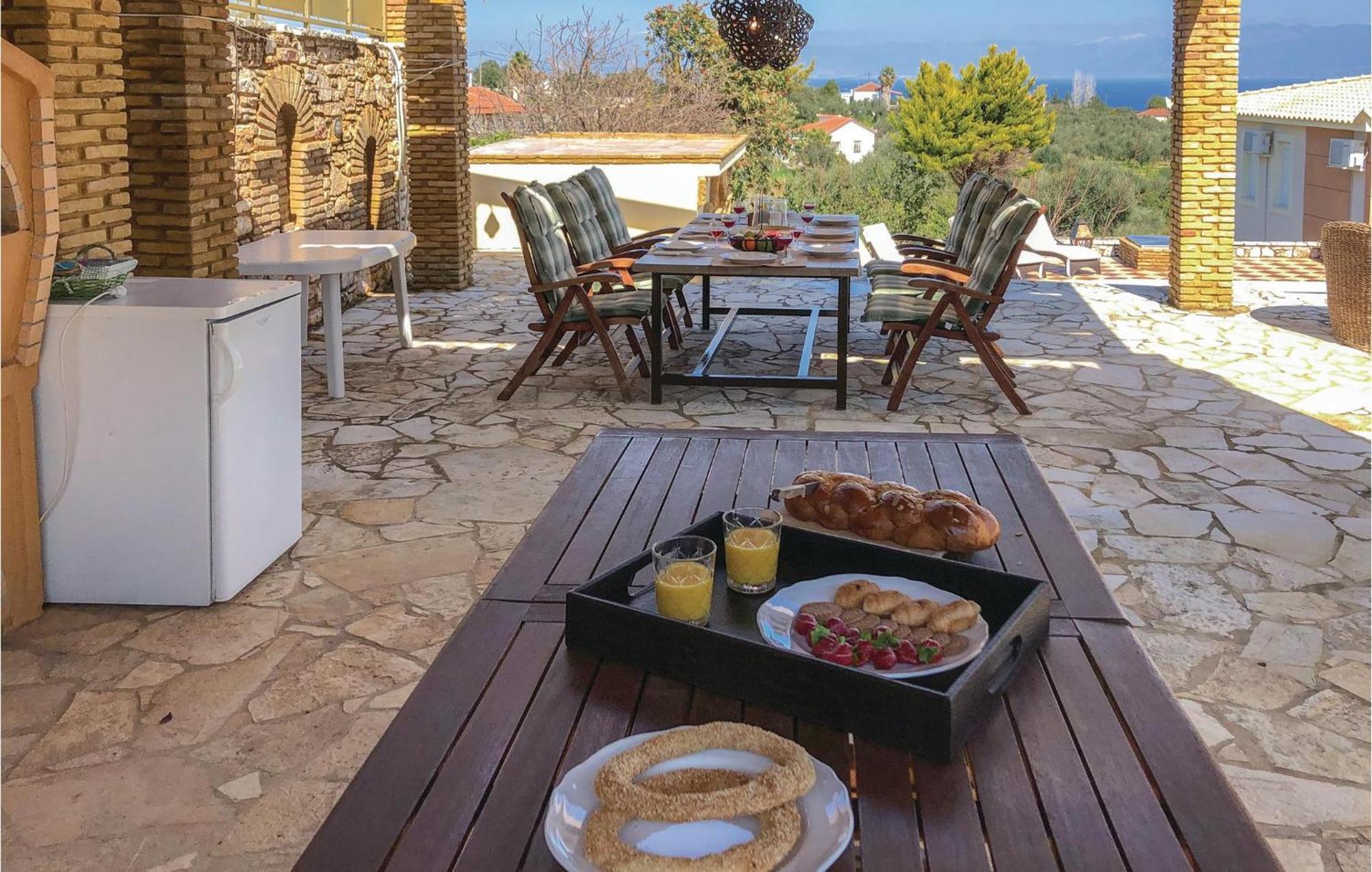 Amazing Home In Koroni With Wifi Ngoại thất bức ảnh